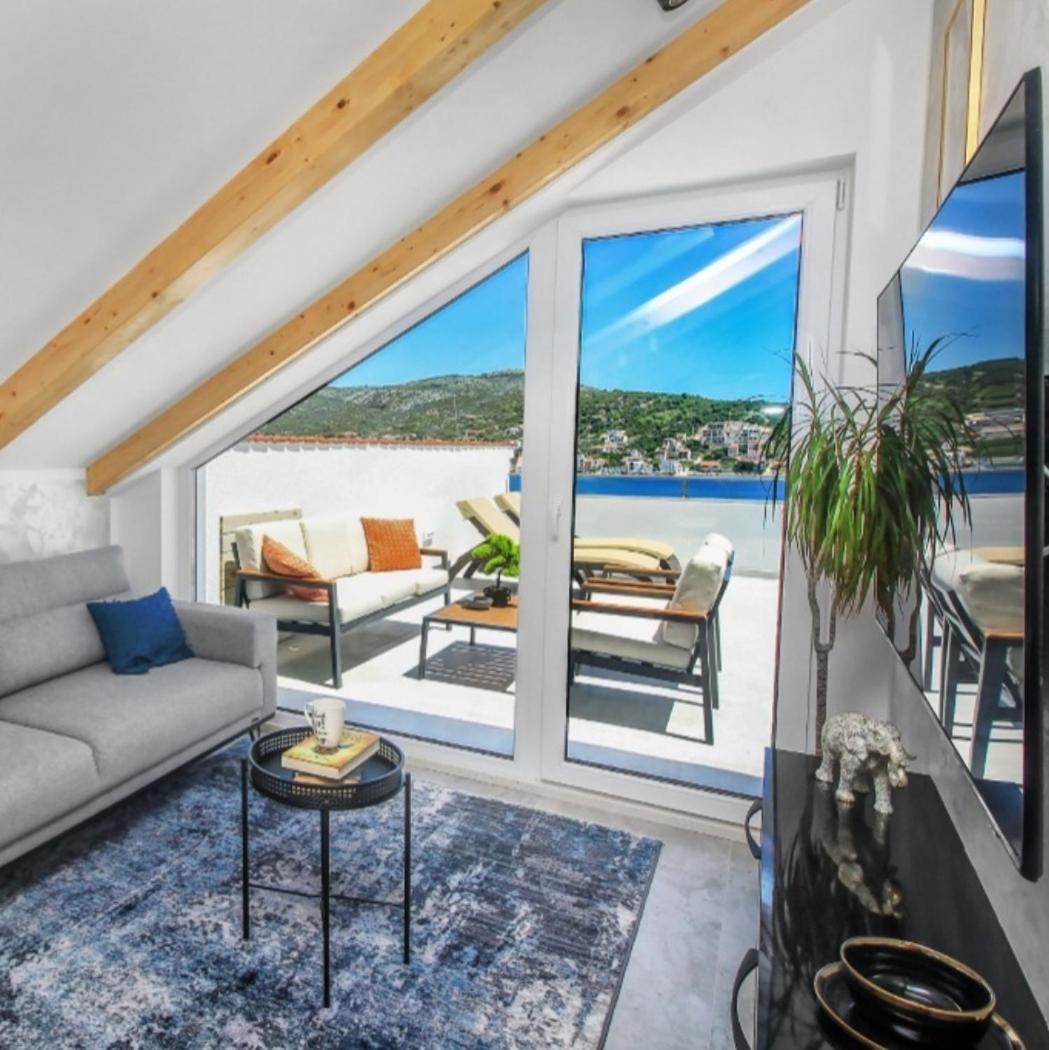 Villa Dalmatian Child With Swimming Pool, Close To The Beach Vinišće 외부 사진
