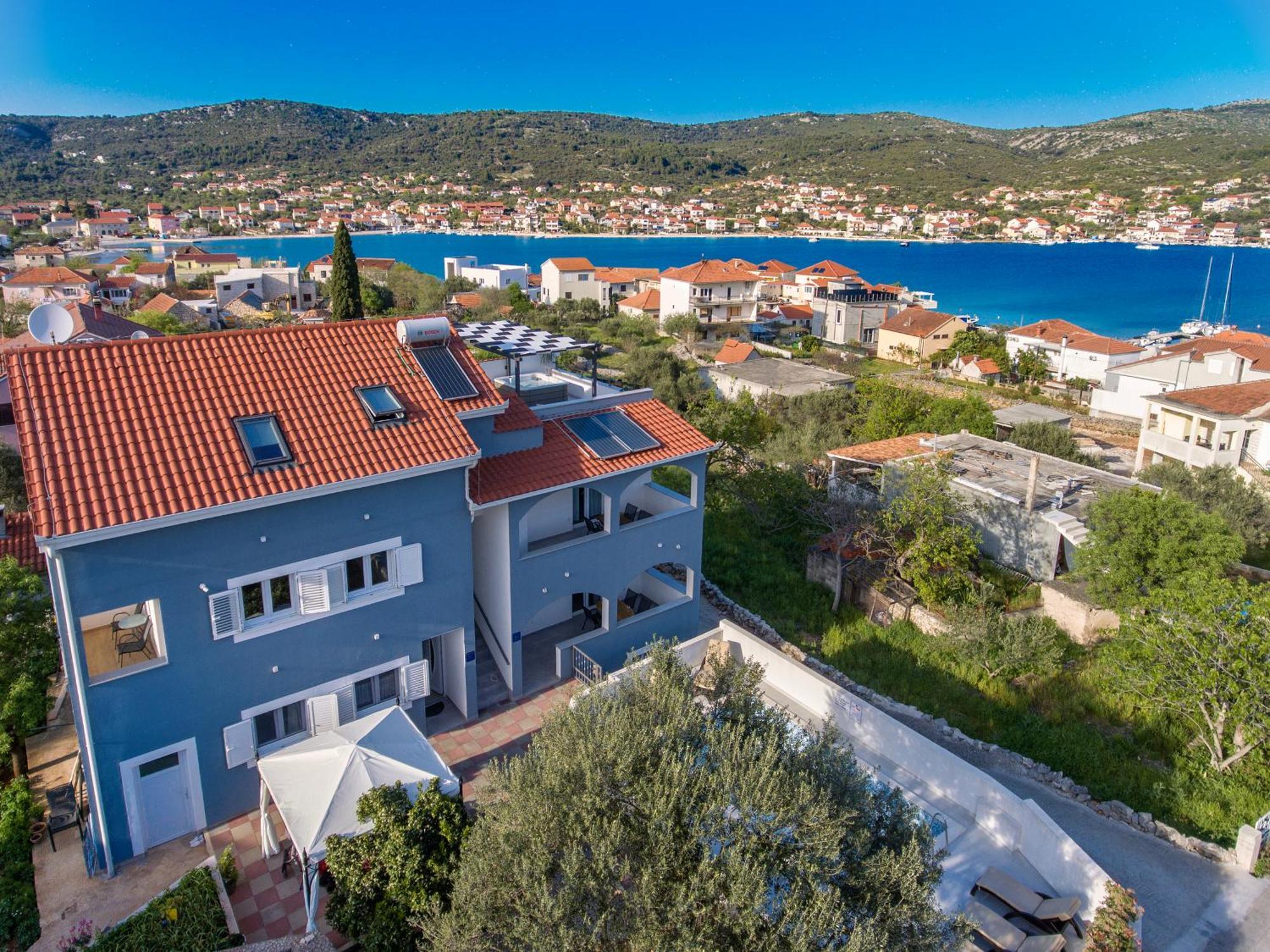 Villa Dalmatian Child With Swimming Pool, Close To The Beach Vinišće 외부 사진